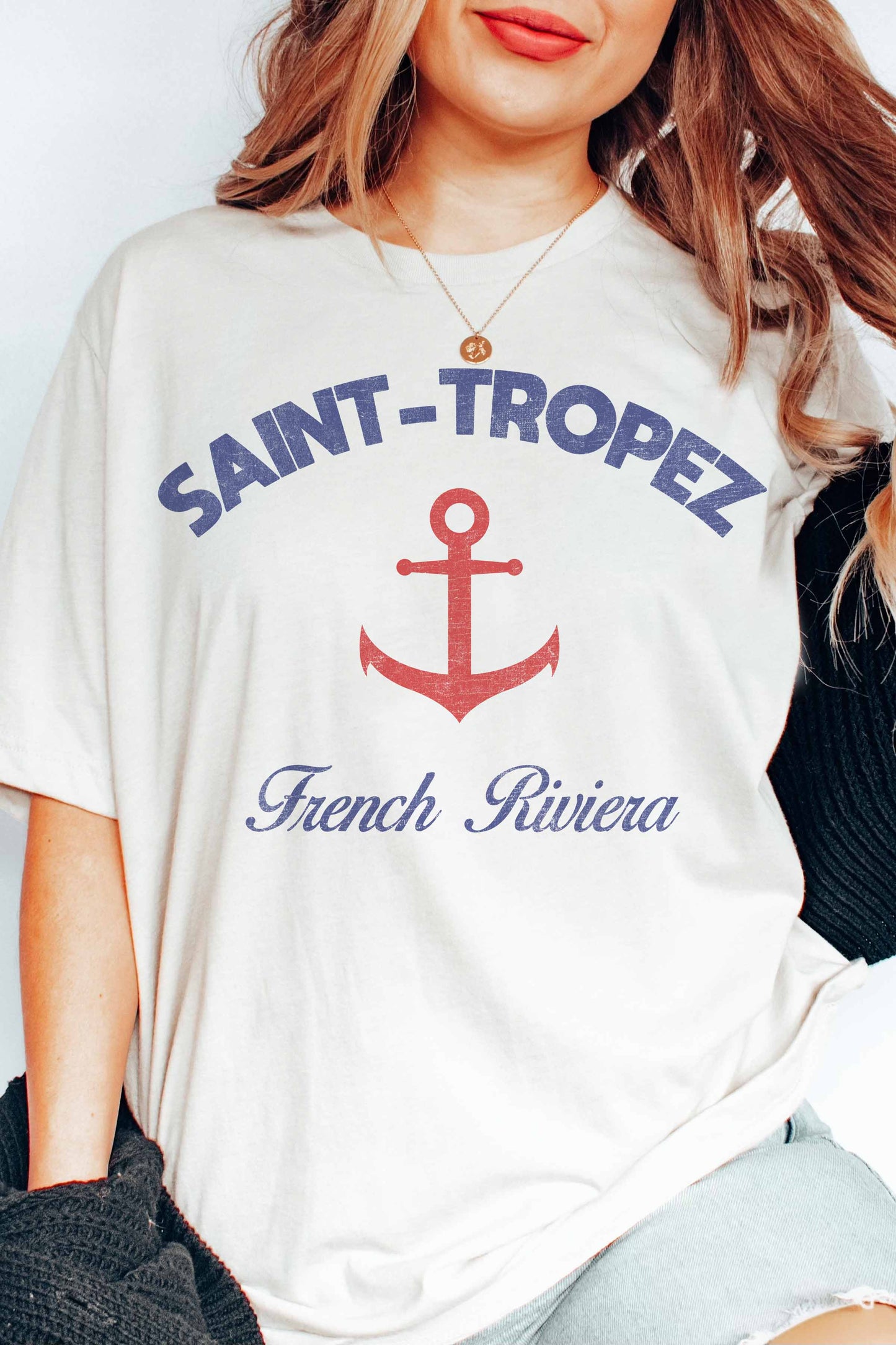 SAINT TROPEZ GRAPHIC TEE