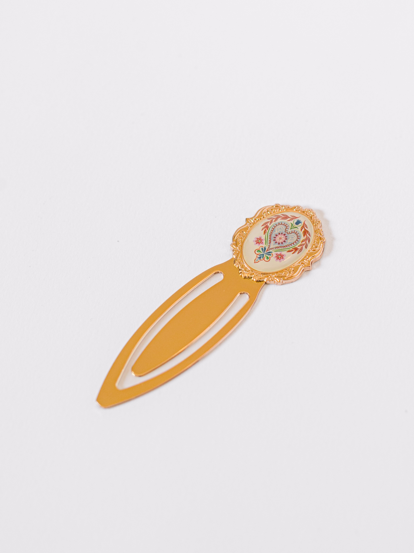 Bookmark | Folk Heart Metal Clip