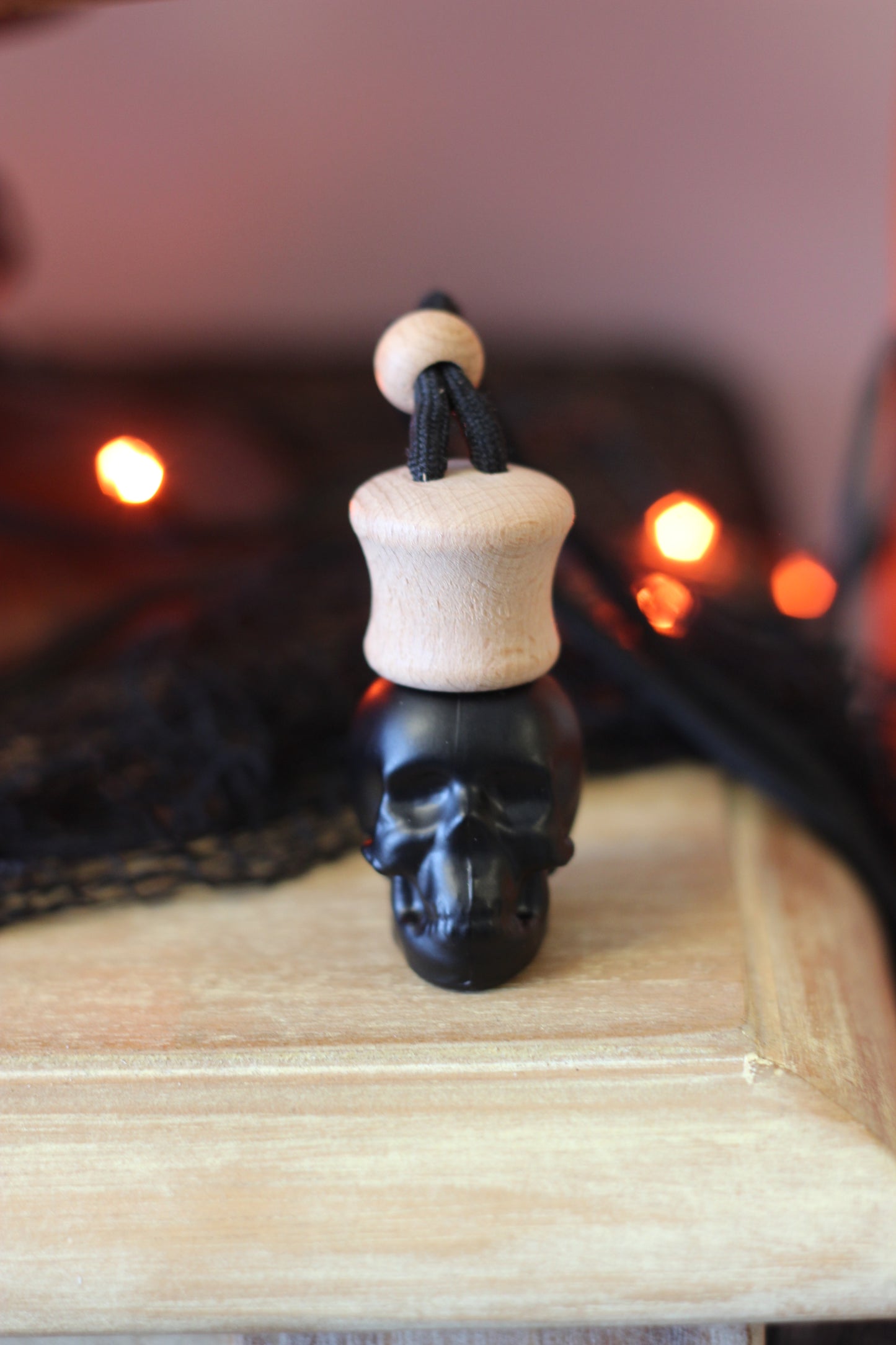 Lottie Mae | Skull Hanging Diffuser