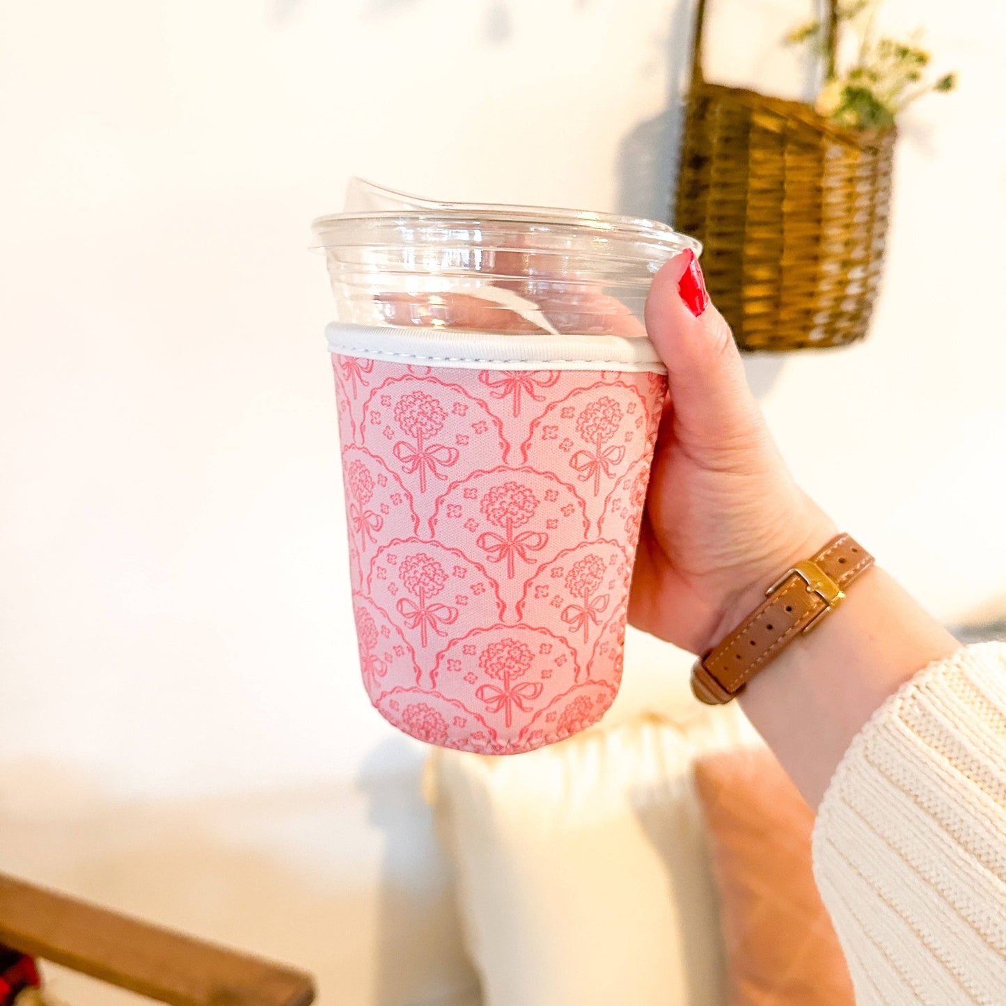 Pink Hydrangeas | Reusable Coffee Sleeve