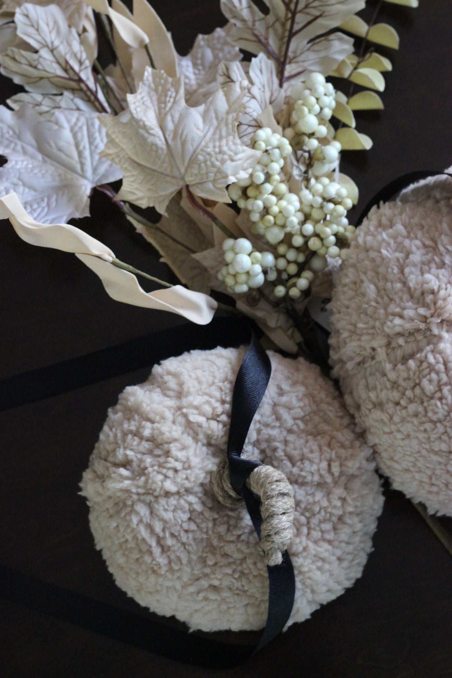 Ivory Sherpa Pumpkin w/Jute Stem | Large