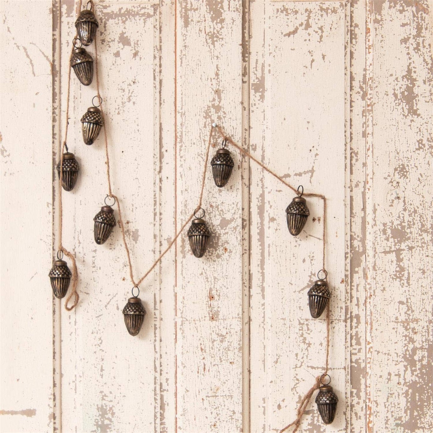 Garland | Antiqued Glass Acorns