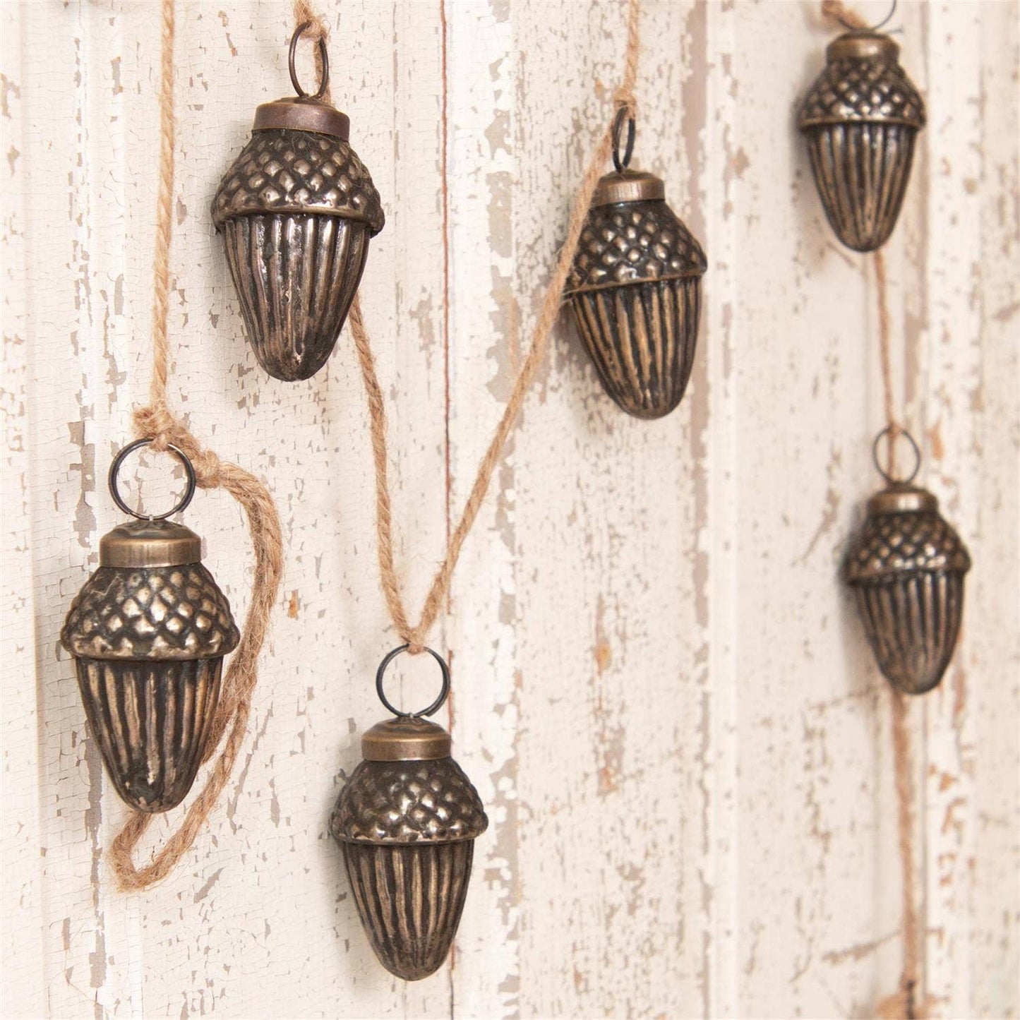 Garland | Antiqued Glass Acorns