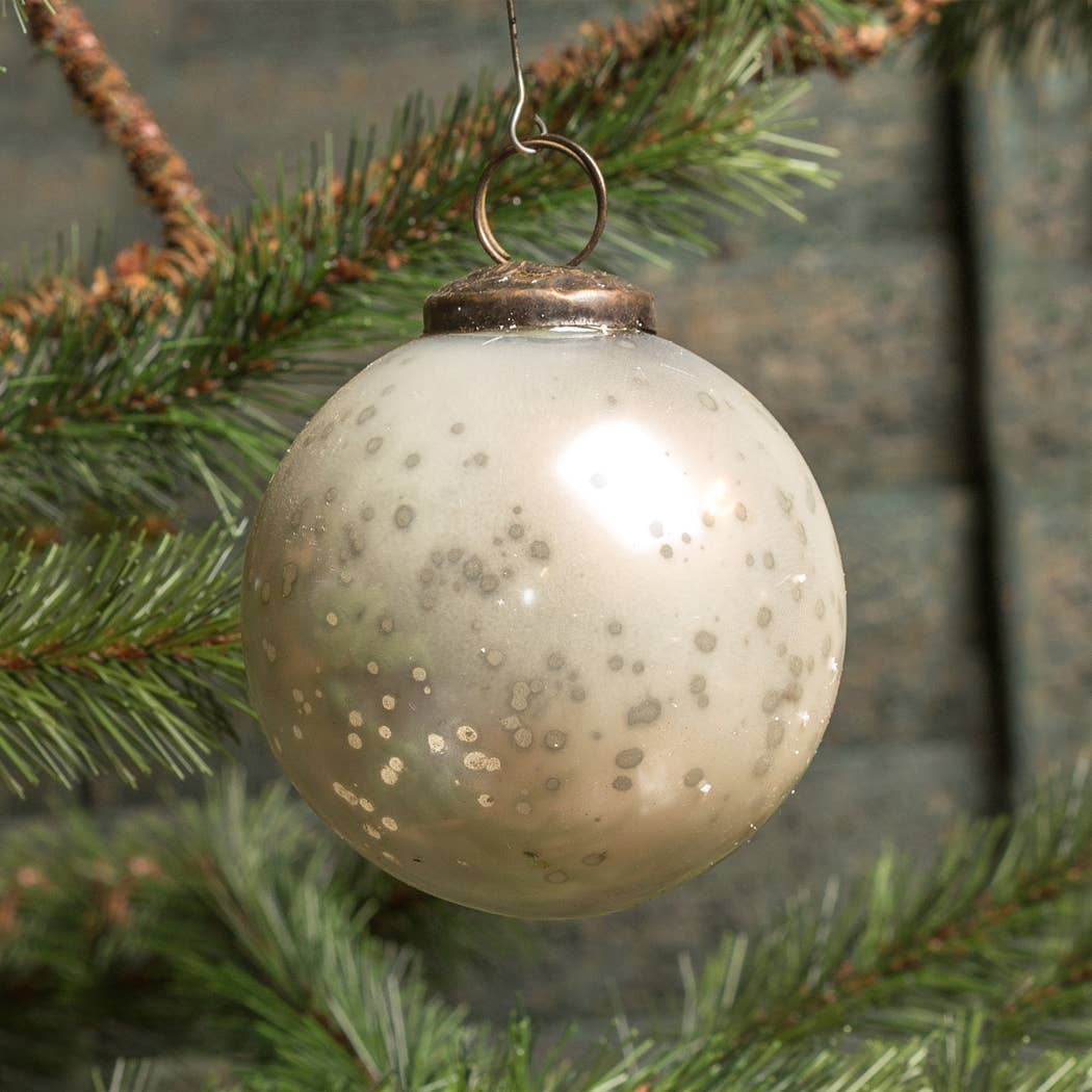 4" WHITE KUGEL ORNAMENT