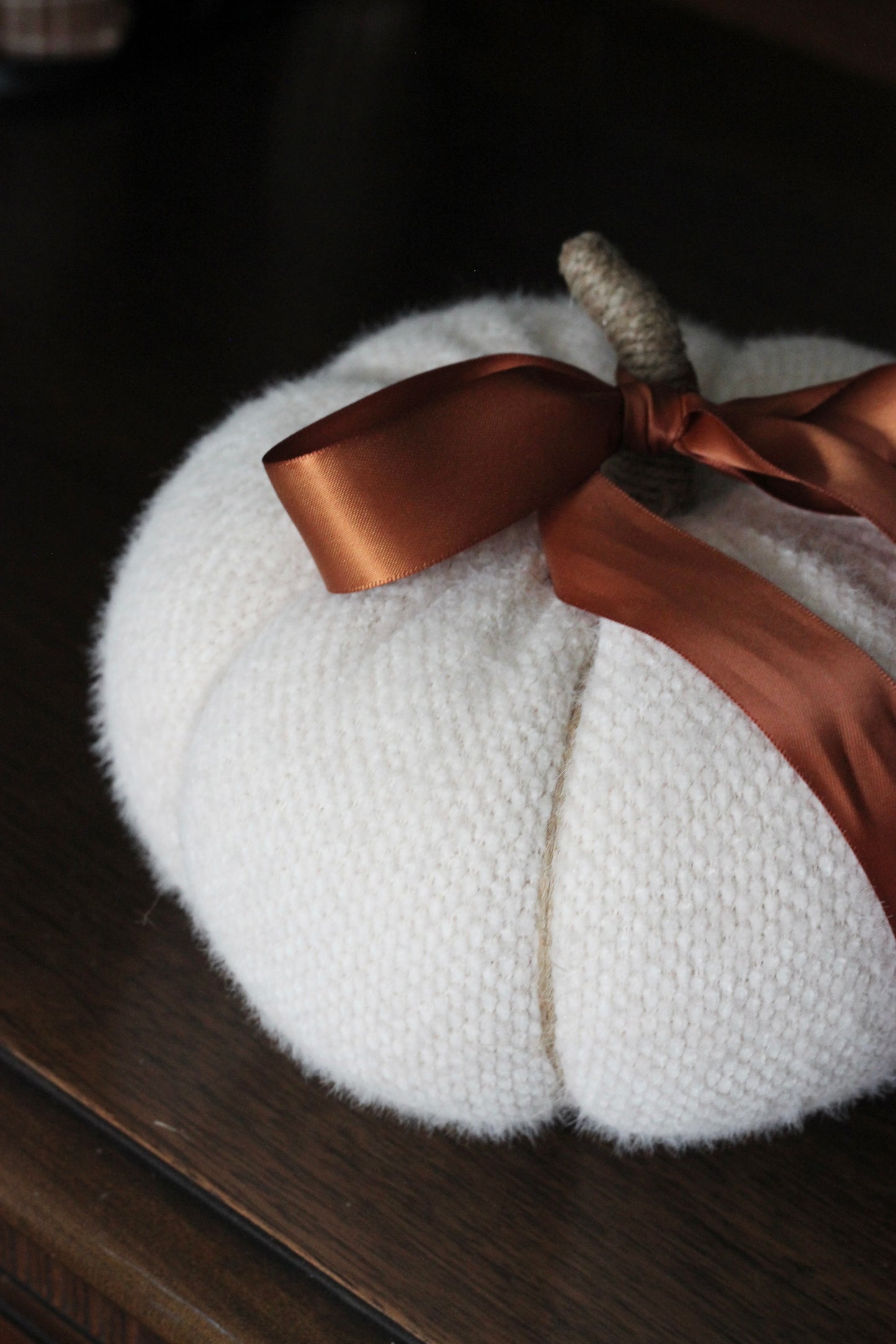 Pumpkin | Cream Fuzzy | Large