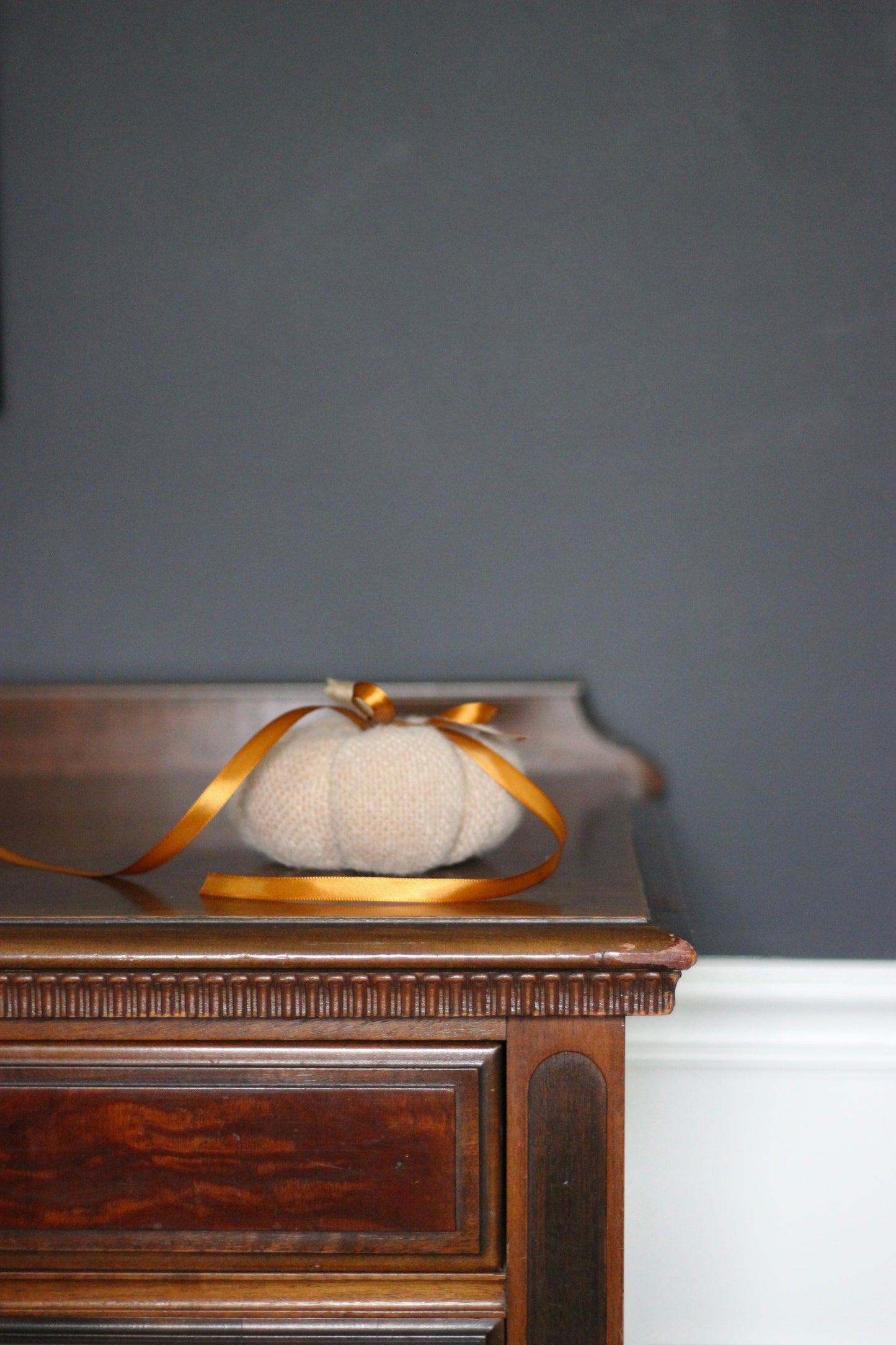 Pumpkin | Tan Fuzzy | Medium