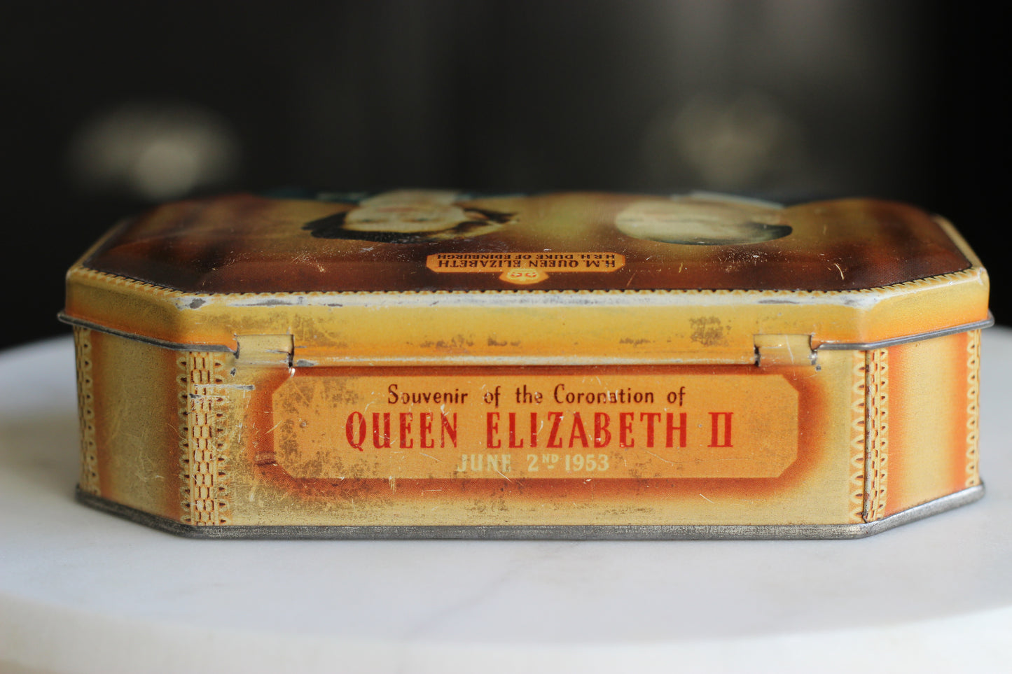 Vintage | Queen Elizabeth II Commemorative Tin | 1953