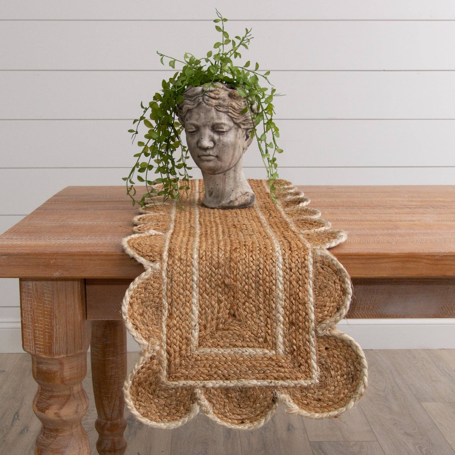 Handmade Scalloped Jute Table Runner